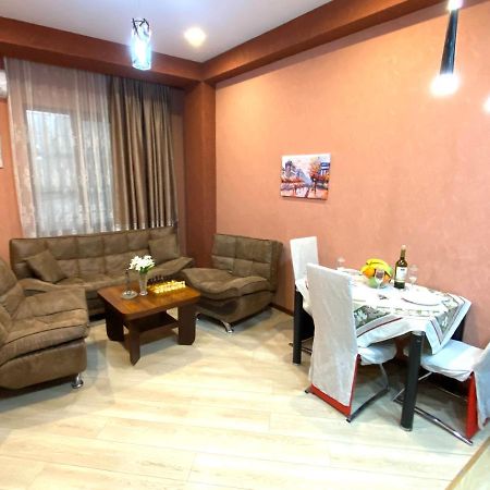 Metta Tbilisi Apartment Eksteriør billede