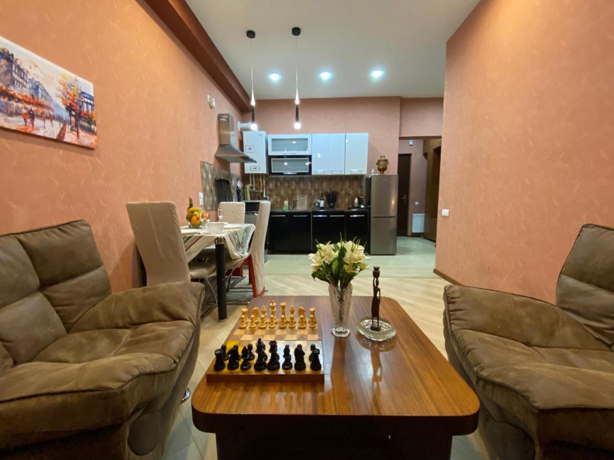 Metta Tbilisi Apartment Eksteriør billede